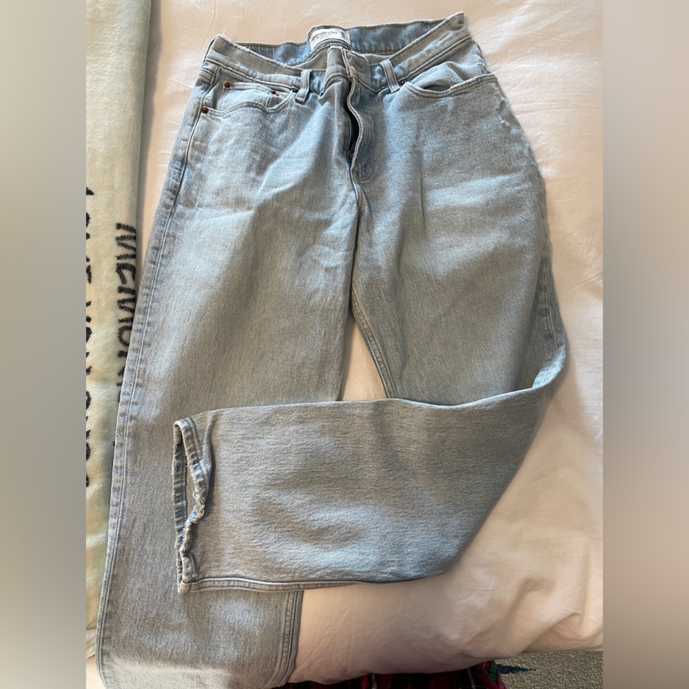 Abercrombie jeans